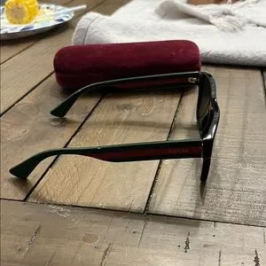 GUCCI SUNGLASSES WORN TWICE Gucci | Accessories | Gucci Shades Like New Only Worn Twice  main image 3